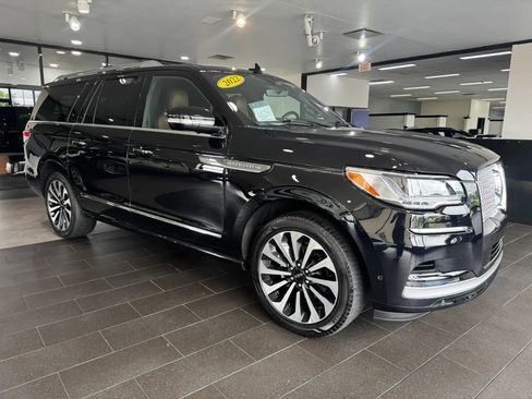 Used 2022 Lincoln Navigator L Reserve AWD/4WD image 6