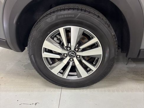 Used 2023 Nissan Pathfinder SL w/ Cargo Package image 32