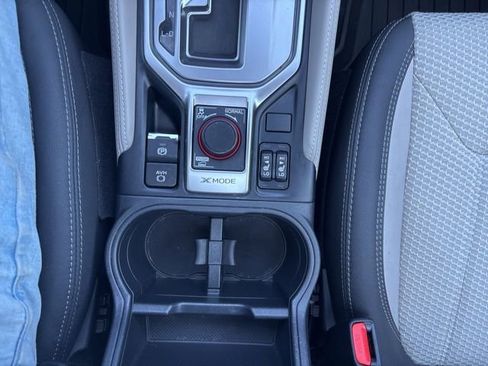 Used 2024 Subaru Forester Premium image 23