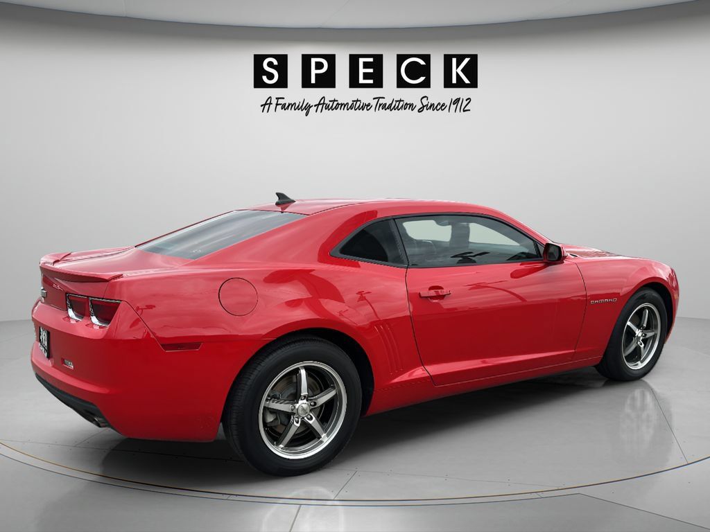 Used 2012 Chevrolet Camaro LS RWD image 5