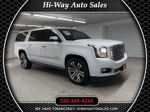 Used 2019 GMC Yukon XL Denali w/ Denali Ultimate Package image 1