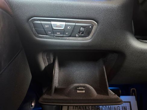 Used 2022 BMW X5 xDrive45e w/ M Sport Package AWD/4WD image 34