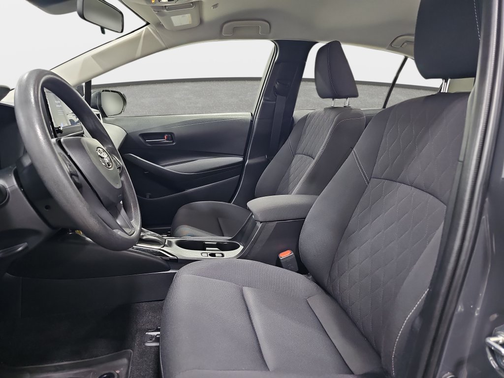 Used 2024 Toyota Corolla LE FWD image 17