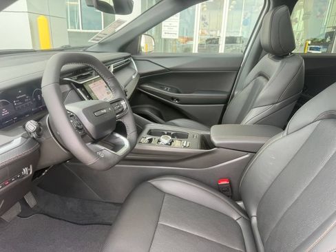 New 2026 Jeep Cherokee Overland AWD/4WD image 9