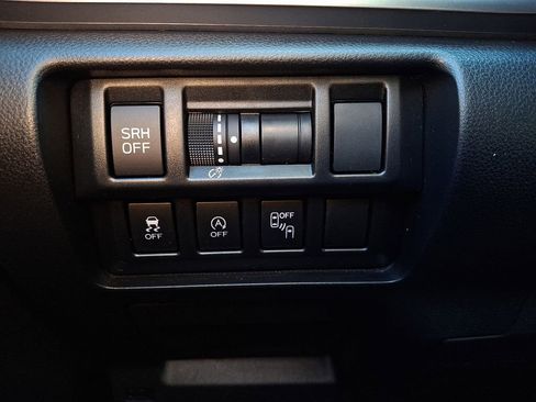 Used 2021 Subaru Crosstrek 2.5i Limited w/ Moonroof Package 2 image 27