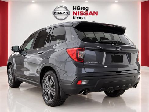Used 2021 Honda Passport EX-L image 2