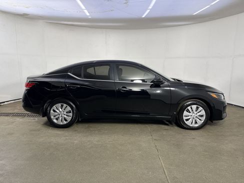 Certified 2025 Nissan Sentra S image 35