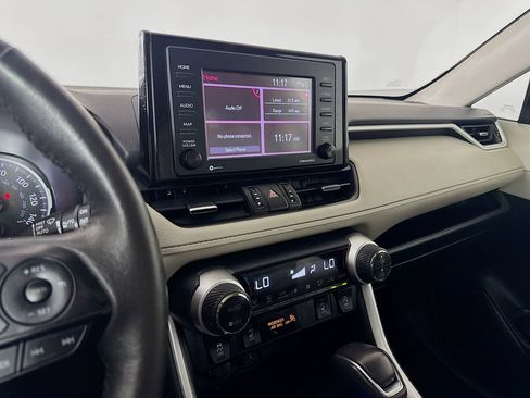 Certified 2021 Toyota RAV4 XLE Premium AWD/4WD image 17