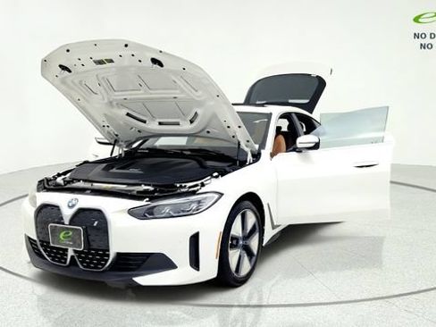 Used 2023 BMW i4 eDrive35 w/ Premium Package RWD image 13