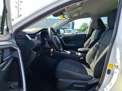 Used 2020 Toyota RAV4 LE w/ All Weather Liner Package AWD/4WD image 13