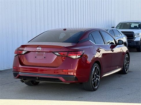 Used 2024 Nissan Sentra SR image 4