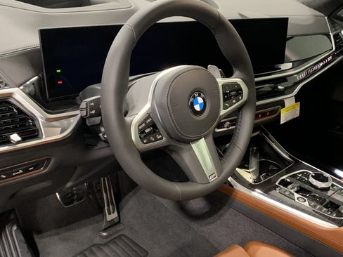 Used 2026 BMW X7 xDrive40i AWD/4WD image 13
