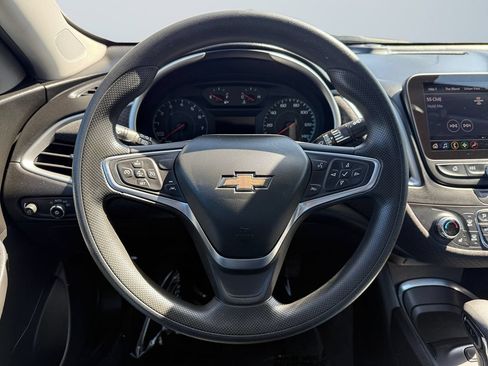 Used 2023 Chevrolet Malibu LT FWD image 13