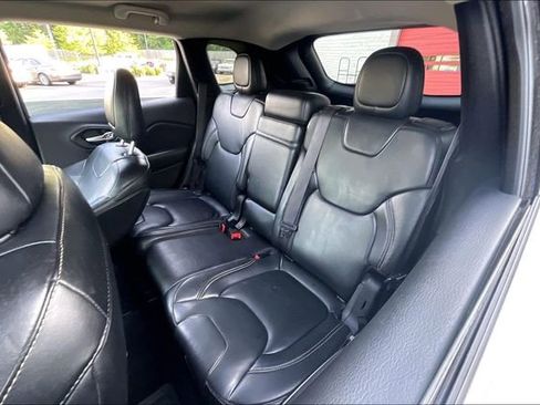 Used 2014 Jeep Cherokee Limited FWD image 26