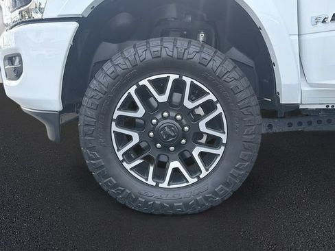 Used 2026 RAM 2500 Limited AWD/4WD image 10