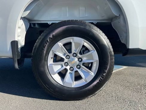Used 2025 Chevrolet Silverado 1500 W/T RWD image 11