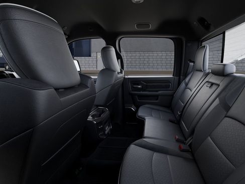 New 2026 RAM 3500 Laramie AWD/4WD image 18