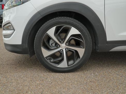 Used 2018 Hyundai Tucson Sport w/ Cargo Package FWD image 10