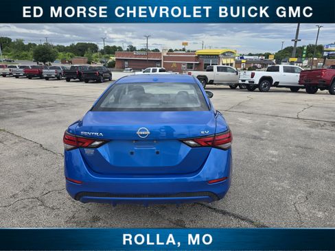 Used 2024 Nissan Sentra SV w/ Lighting Package FWD image 4