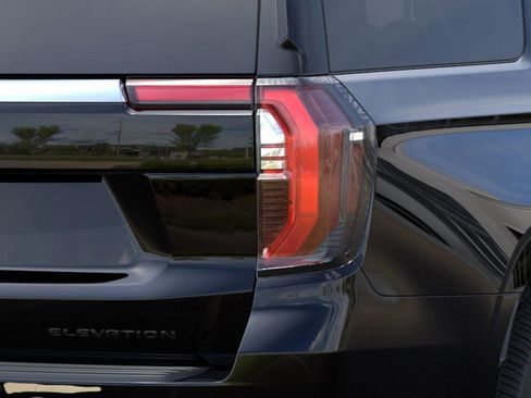 New 2026 GMC Yukon XL Elevation image 20