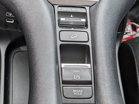 Used 2024 Honda HR-V Sport image 16