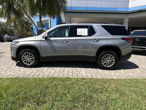 Used 2023 Chevrolet Traverse LT FWD image 32