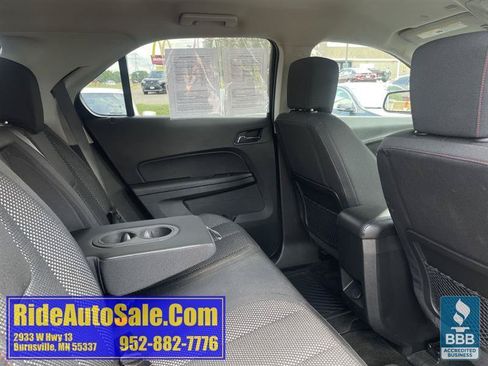 Used 2017 Chevrolet Equinox LT w/ Convenience Package AWD/4WD image 16