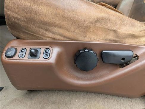 Used 2007 Ford F350 XL image 11