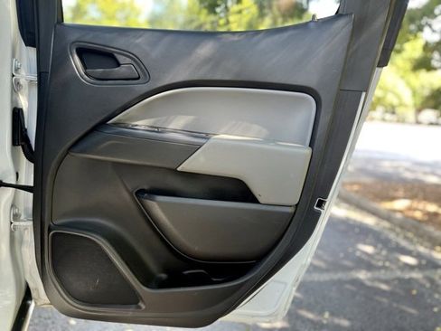 Used 2020 Chevrolet Colorado W/T w/ WT Convenience Package image 20