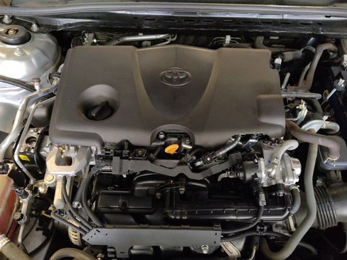 Used 2024 Toyota Camry LE image 30