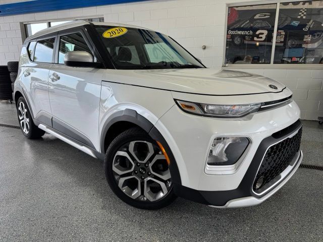 Used 2020 Kia Soul X-Line FWD image 2