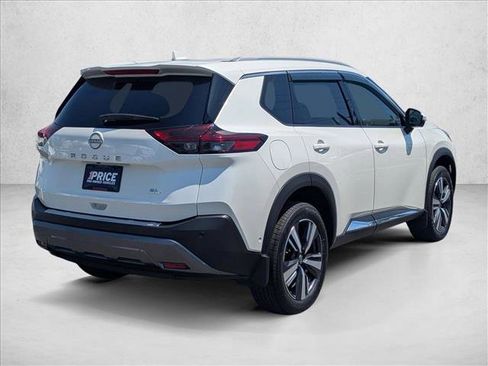 Used 2022 Nissan Rogue SL w/ SL Premium Package FWD image 5