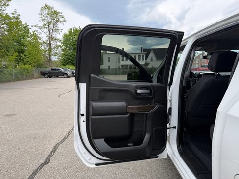 Used 2020 Chevrolet Silverado 1500 LT Trail Boss w/ Convenience Package AWD/4WD image 23