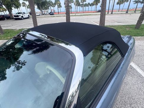 Used 2005 Ford Thunderbird 50th Anniversary RWD image 49
