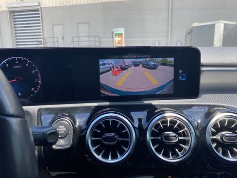 Used 2022 Mercedes-Benz A 220 image 6