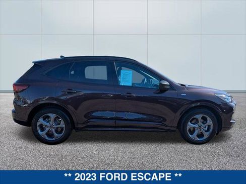 Used 2023 Ford Escape ST-Line w/ Equipment Group 301A FWD image 6