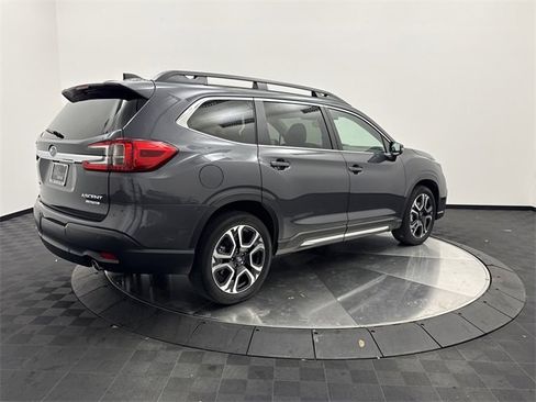 Used 2023 Subaru Ascent Limited image 7