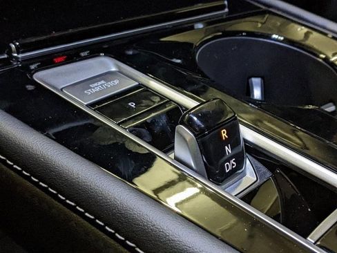 New 2026 Volkswagen Atlas SE w/ Black Wheel Package image 21