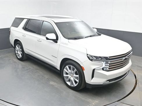 Used 2022 Chevrolet Tahoe High Country AWD/4WD image 40
