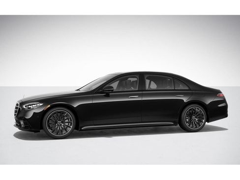 Used 2025 Mercedes-Benz S 580e 4MATIC Sedan image 36