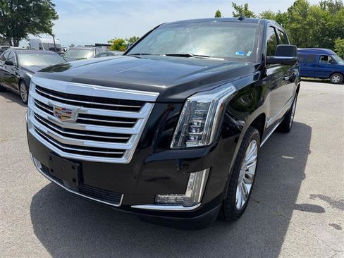 Used 2015 Cadillac Escalade ESV Platinum AWD/4WD image 2