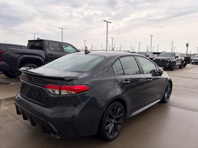 Used 2025 Toyota Corolla SE w/ SE Premium Package FWD image 7