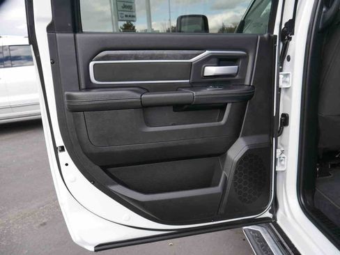 Certified 2024 RAM 3500 Big Horn image 17