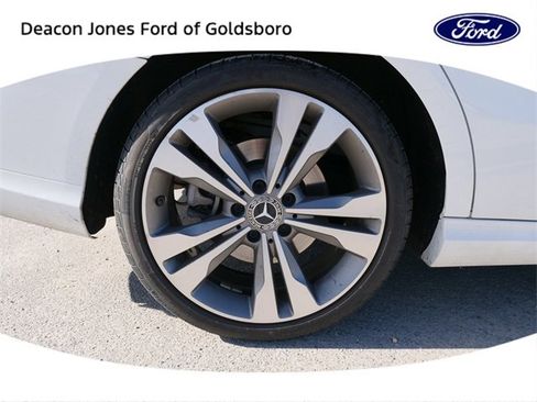 Used 2019 Mercedes-Benz CLA 250 CLA 250 image 11