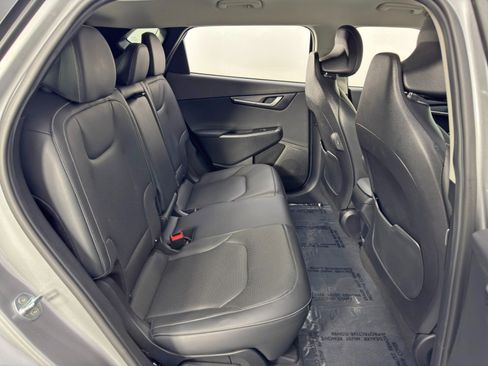 Used 2022 Kia EV6 Wind image 40