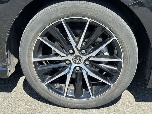 Used 2023 Toyota Camry SE image 7