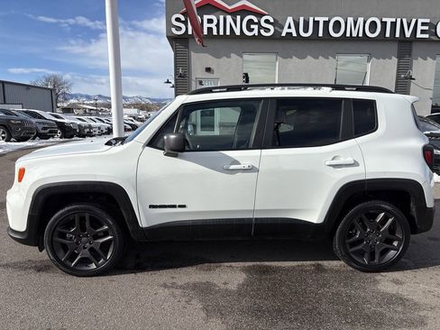 Used 2021 Jeep Renegade Latitude w/ Sun & Sound Group image 2