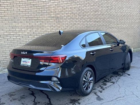 Used 2024 Kia Forte LXS image 11