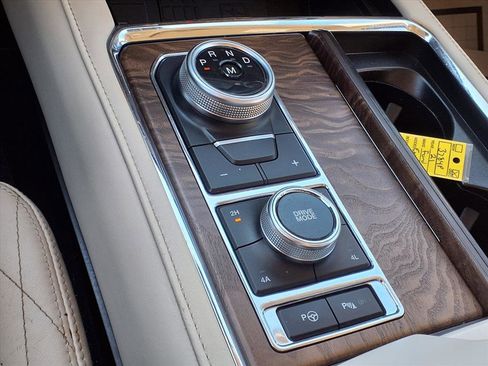 Used 2021 Ford Expedition Max Platinum image 10