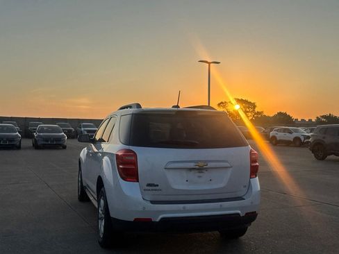Used 2017 Chevrolet Equinox LT FWD image 20
